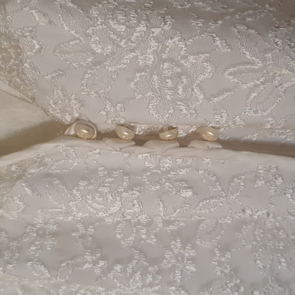 White satin lace jacket - Picture 2 of 3